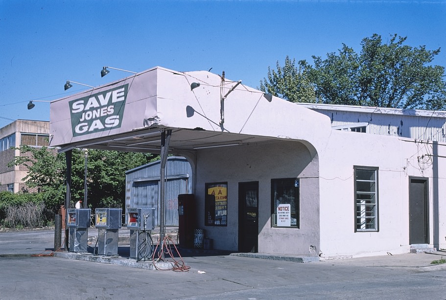 #83 Jones Gas in Houston, Texas, 1977