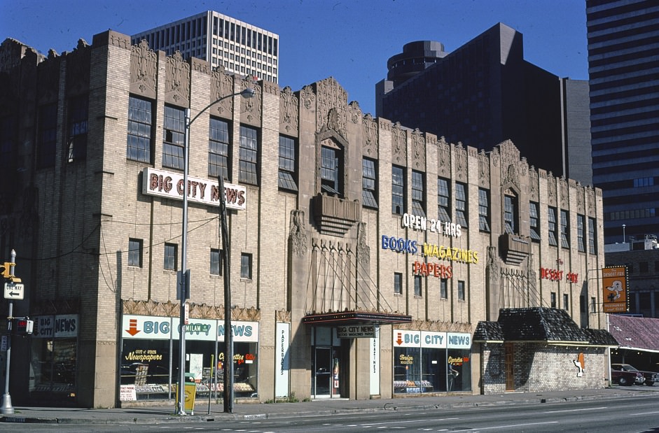 #85 Big City News at Milam & Bell Streets in Houston, Texas, 1977