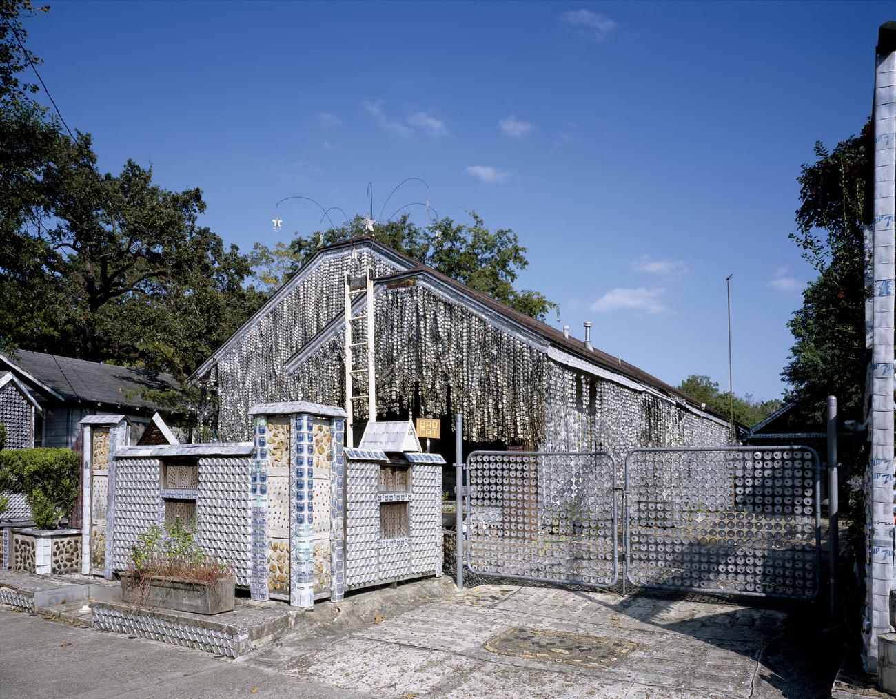 #88 Quirky beer can house in Houston, Texas, 1990s