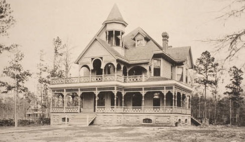 #11 Residence of N. L. Mills in Houston Heights, 1880s