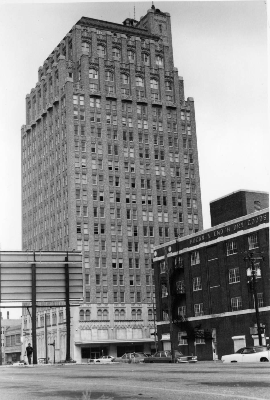 #99 Petroleum Building, Houston, 1927.