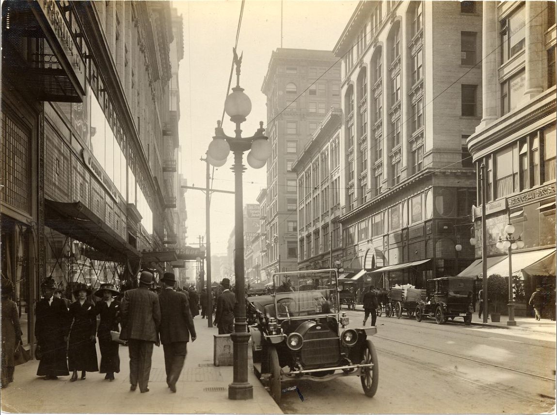 #98 Post Street, looking west from Kearny, in the 1910s.