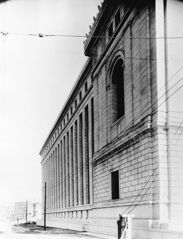 #103 Side view of Main Library exterior in the 1910s.