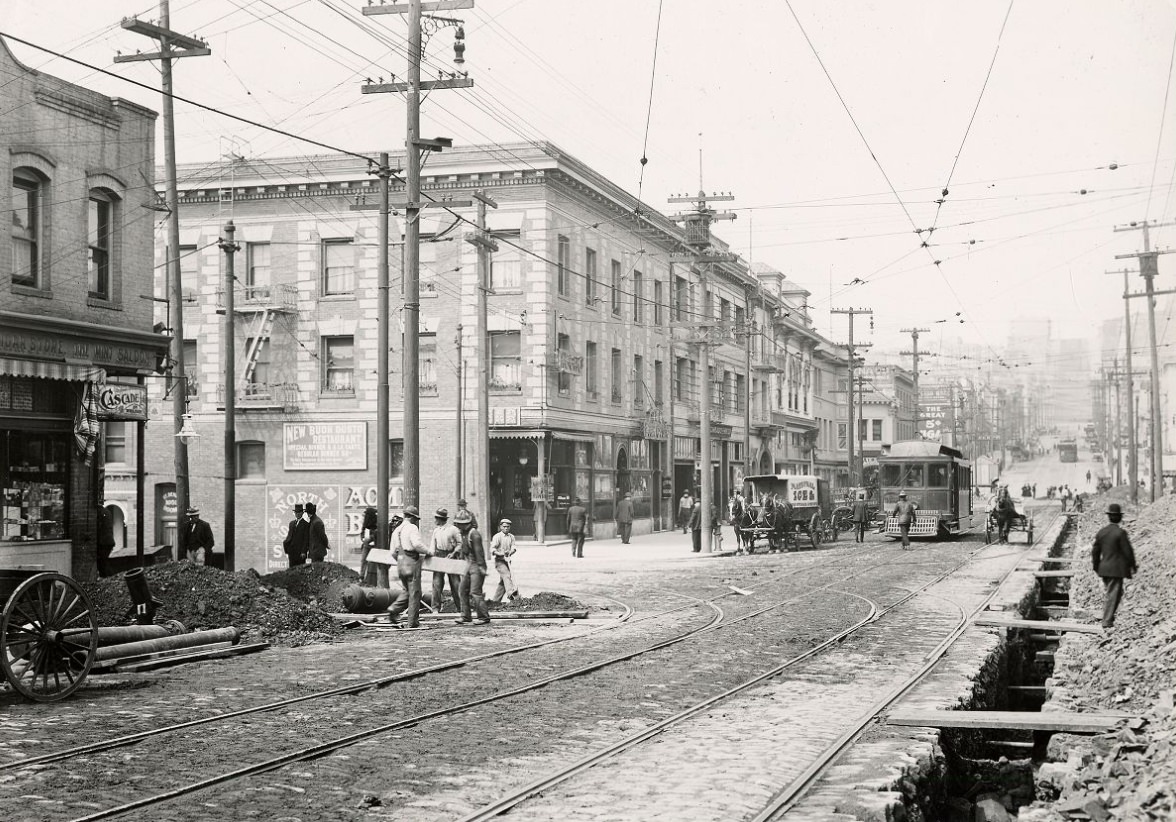 #19 Kearny & Broadway, 1910.