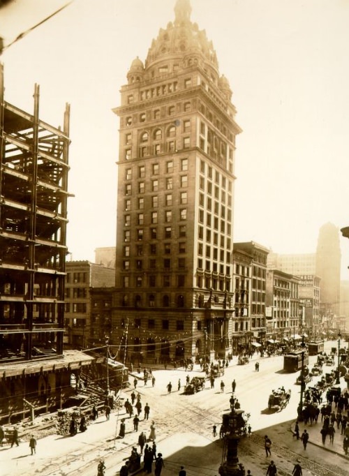 #33 Market at Third Street, August 1910.