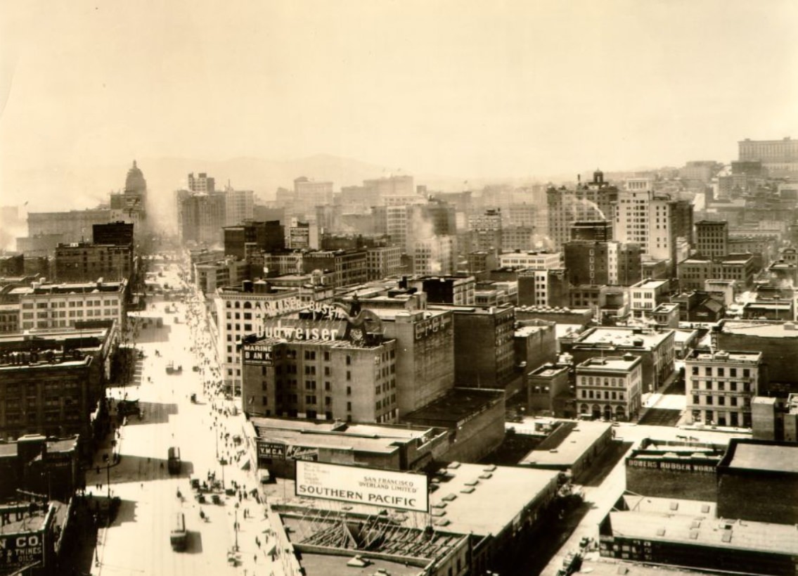 #39 Aerial view of Market Street, 1911.