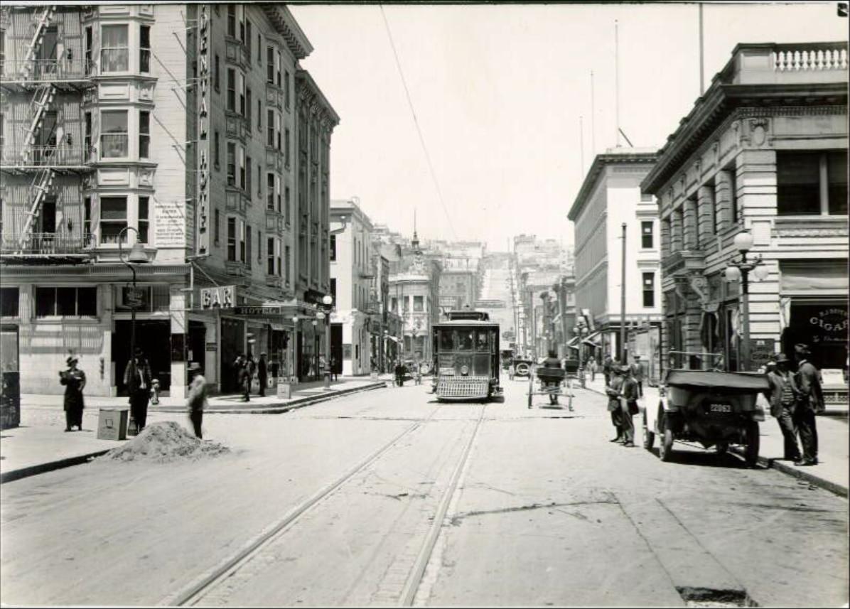 #62 Montgomery and Clay Street, July 25, 1914.