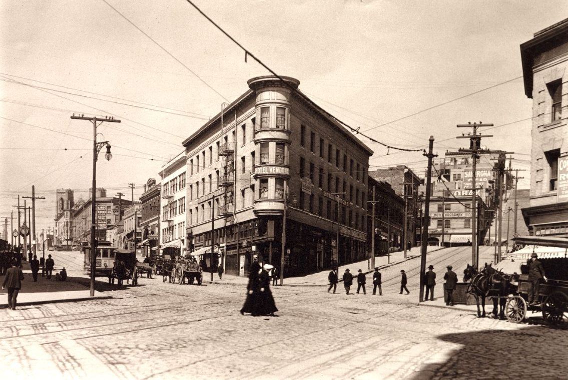 #66 Columbus Avenue in the 1910s.