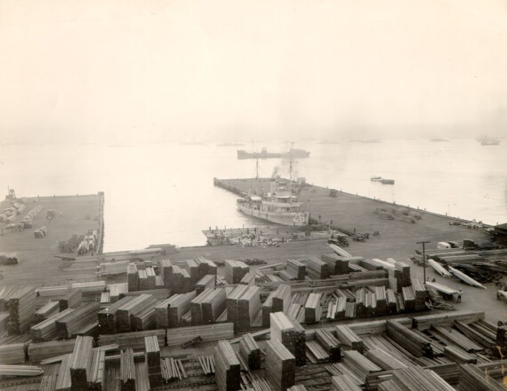#72 San Francisco waterfront east of 16th Street in the 1910s.