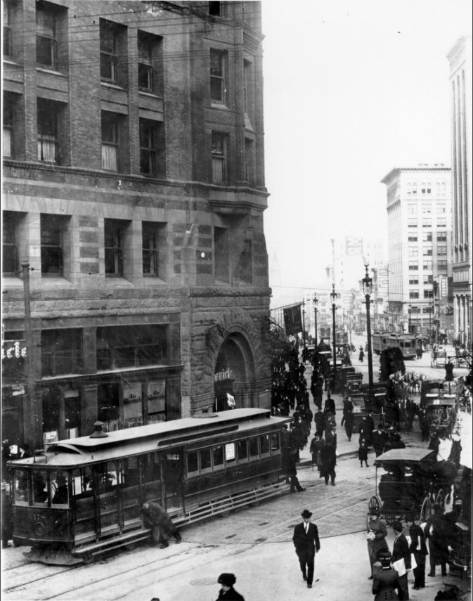 #74 Market Street in the 1910s.