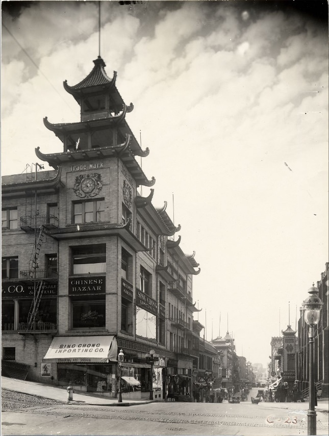 #112 Grant Avenue and California Street in the 1920s