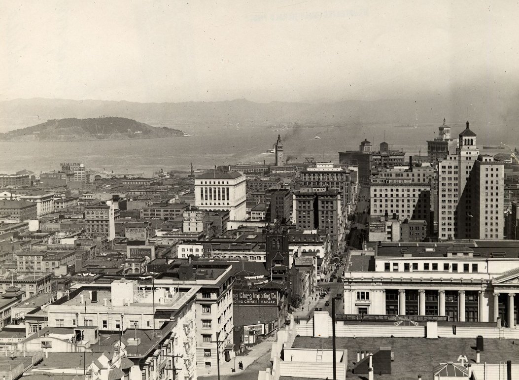 #116 View of downtown San Francisco from Stockton and California Streets, mid-1920s