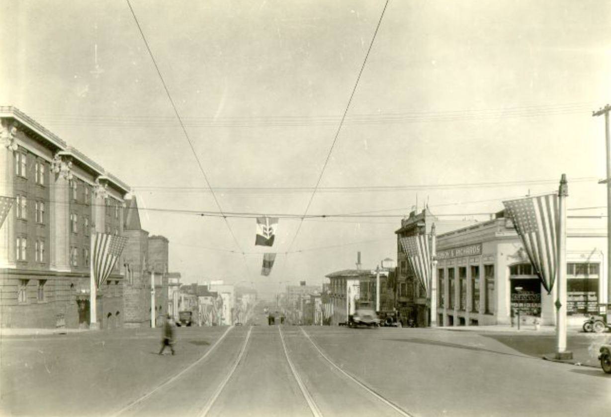 #5 Van Ness Avenue at Pacific, 1926