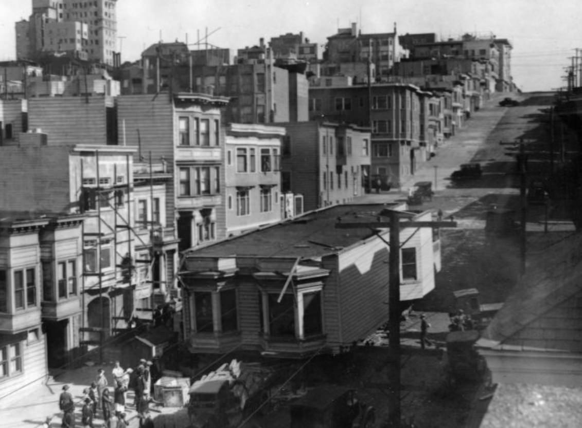 #27 Wrecked house on Broadway, 1928
