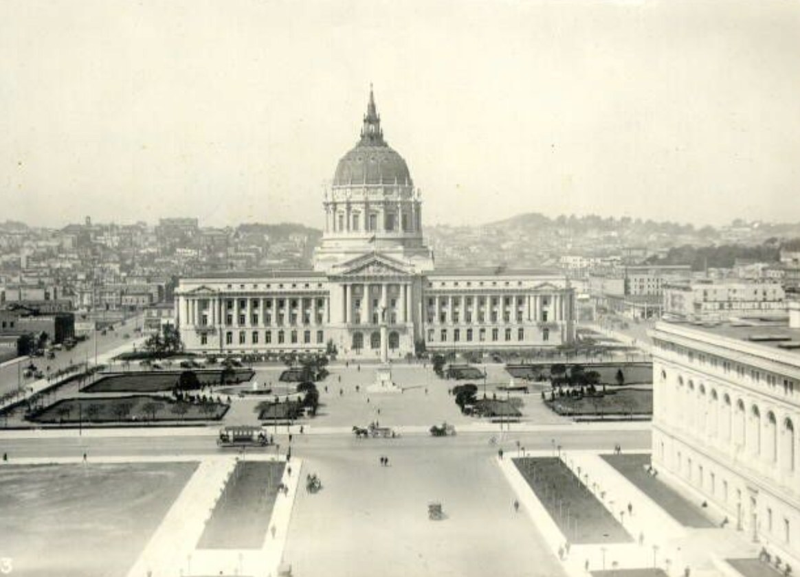 #44 Civic Center Plaza in the 1920s