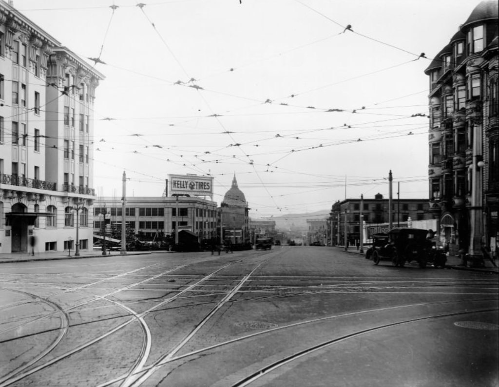 #104 Van Ness Avenue at Geary in the 1920s
