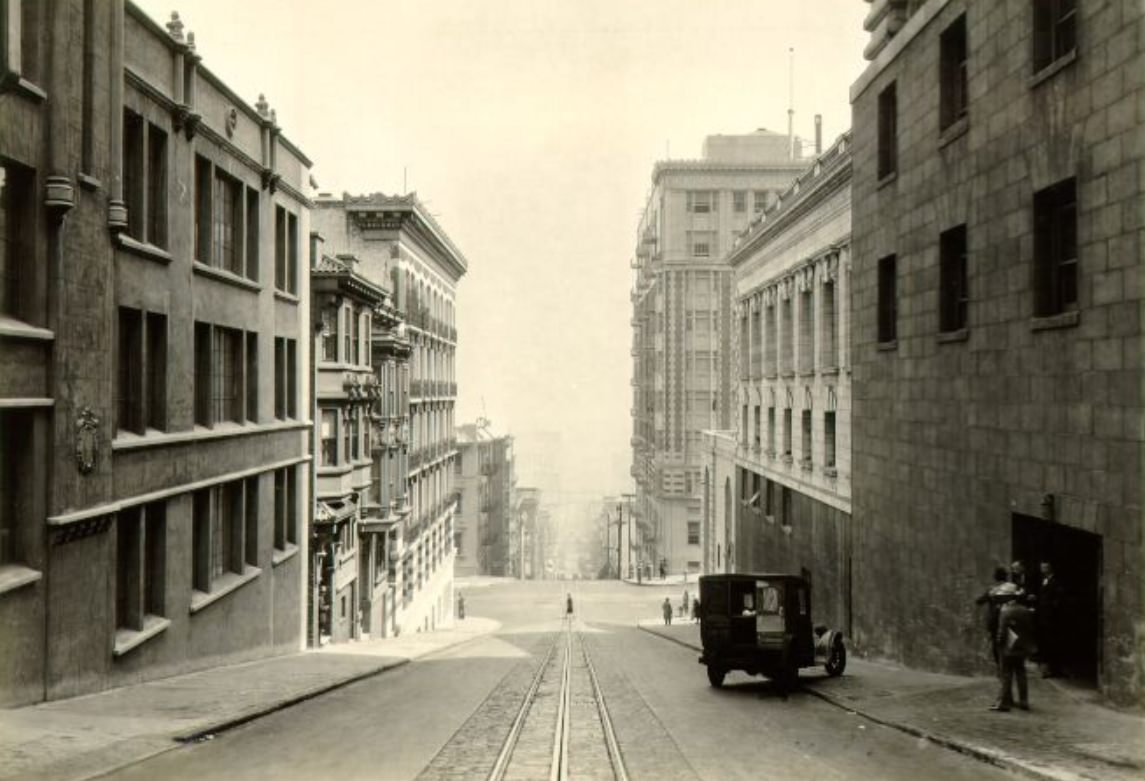 #121 Sacramento between Mason and Powell Streets, 1928