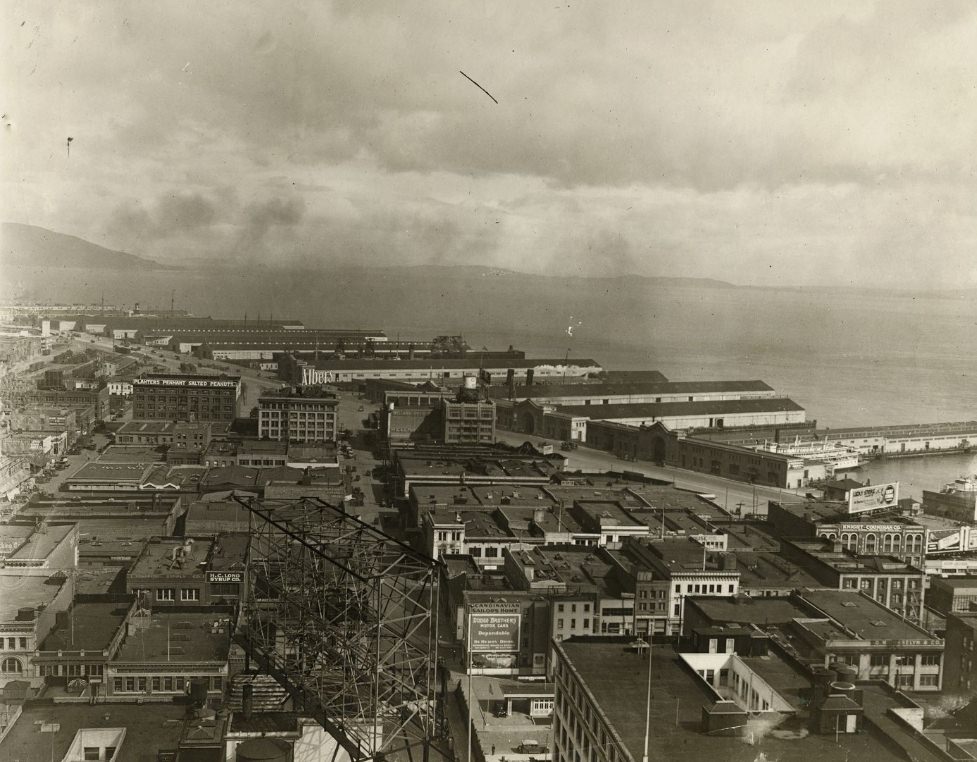 #124 Looking north from Sacramento and Drumm Streets, circa 1924