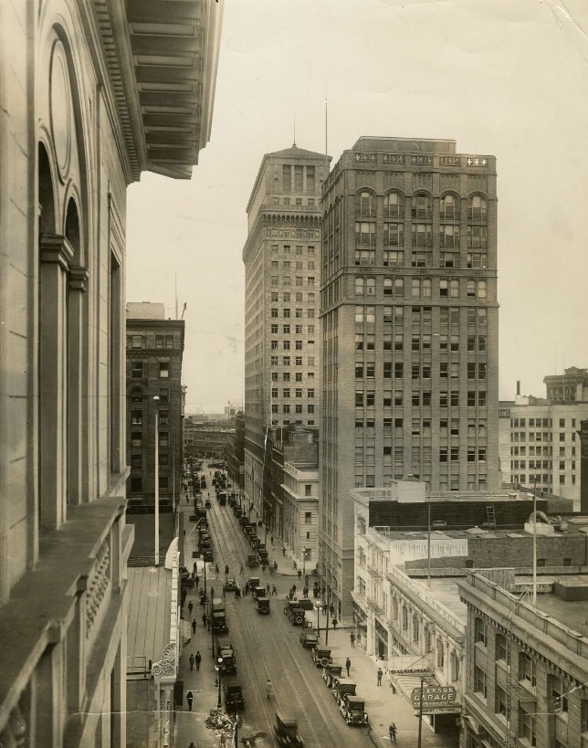 #212 Bush Street looking east from Kearny, circa 1924