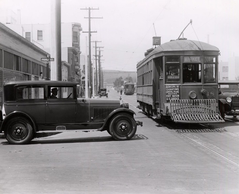 #86 Chestnut at Pierce Street in 1925.