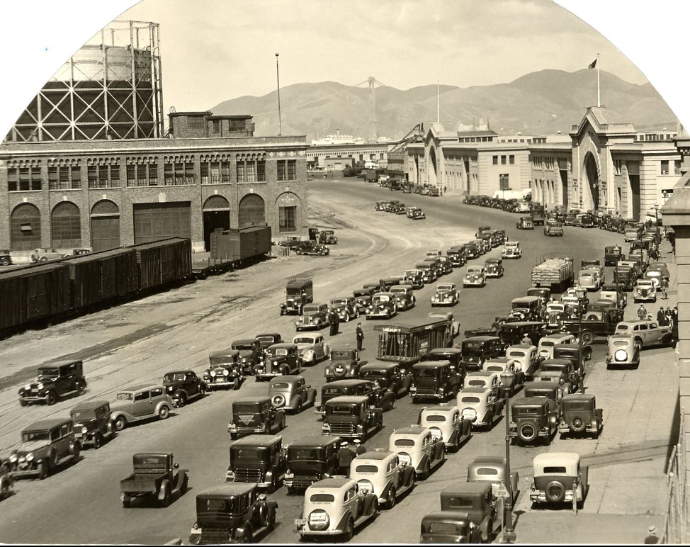 #111 Traffic along the waterfront, 1938