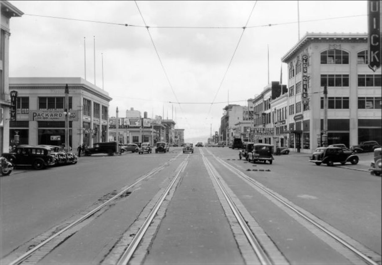 #36 Van Ness Avenue at California Street, 1936