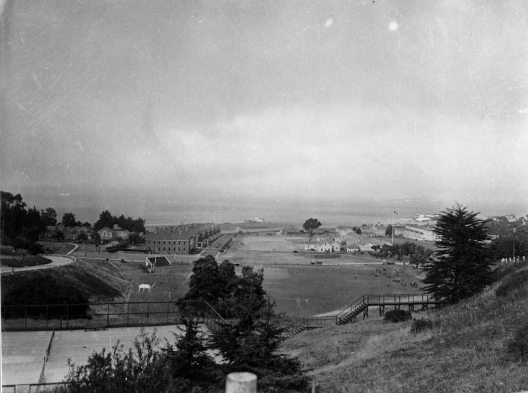 #60 Presidio overlooking the bay, 1939