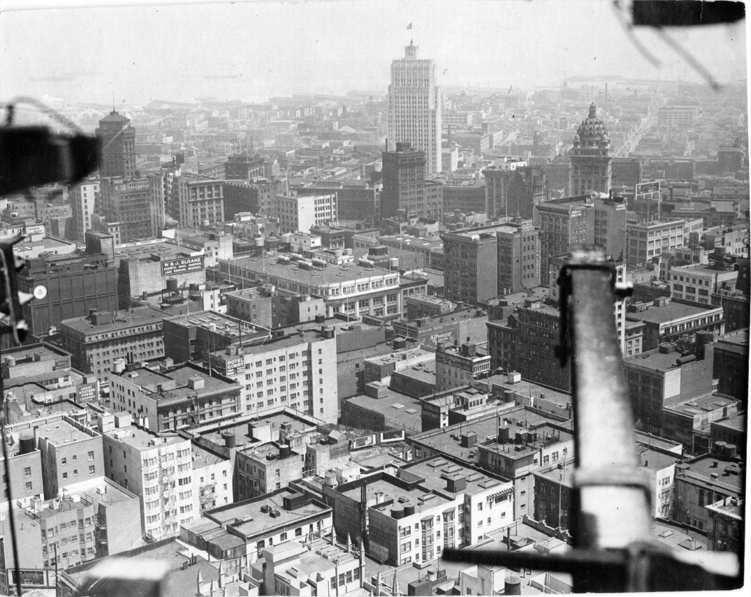 #86 View of San Francisco skyline, looking southeast, in the 1930s