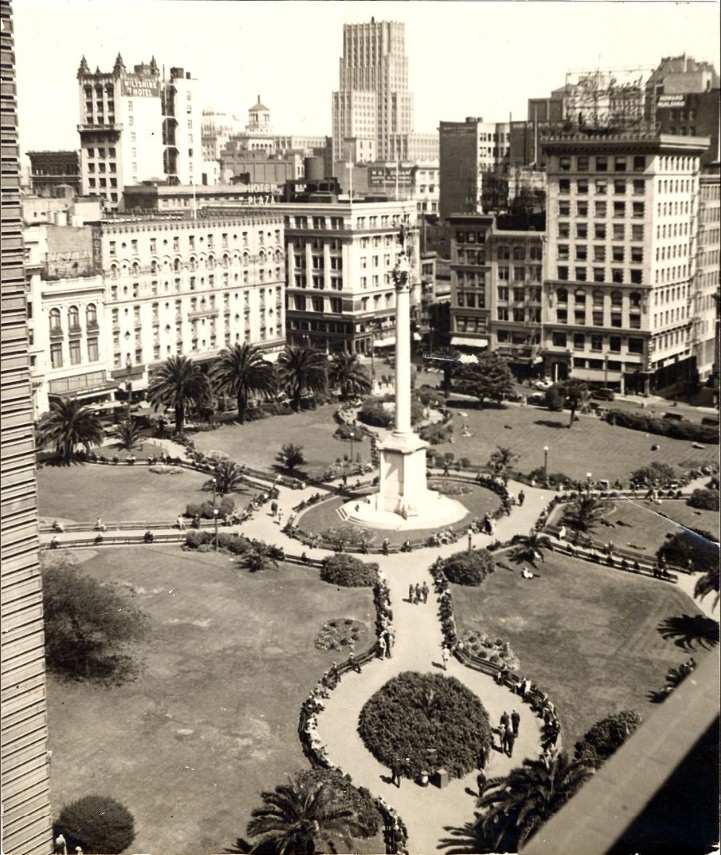 #93 Union Square, 1930