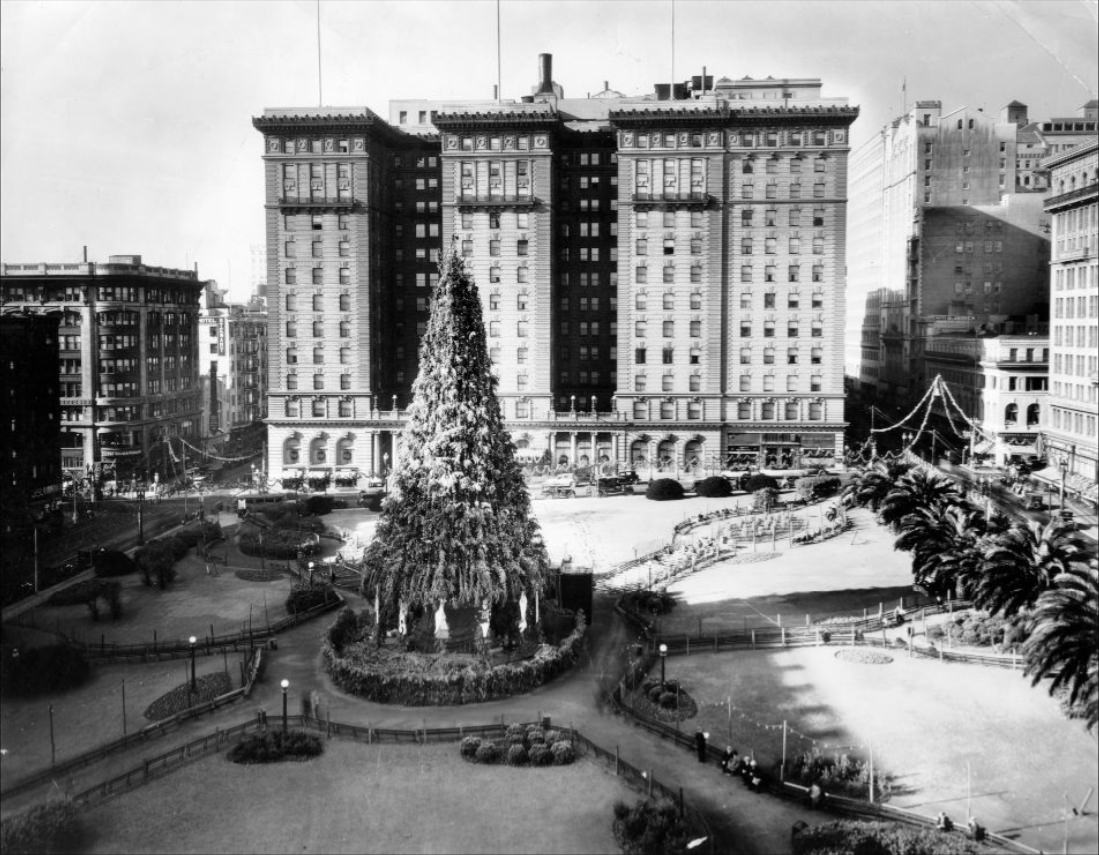 #166 Christmas tree in Union Square, 1935