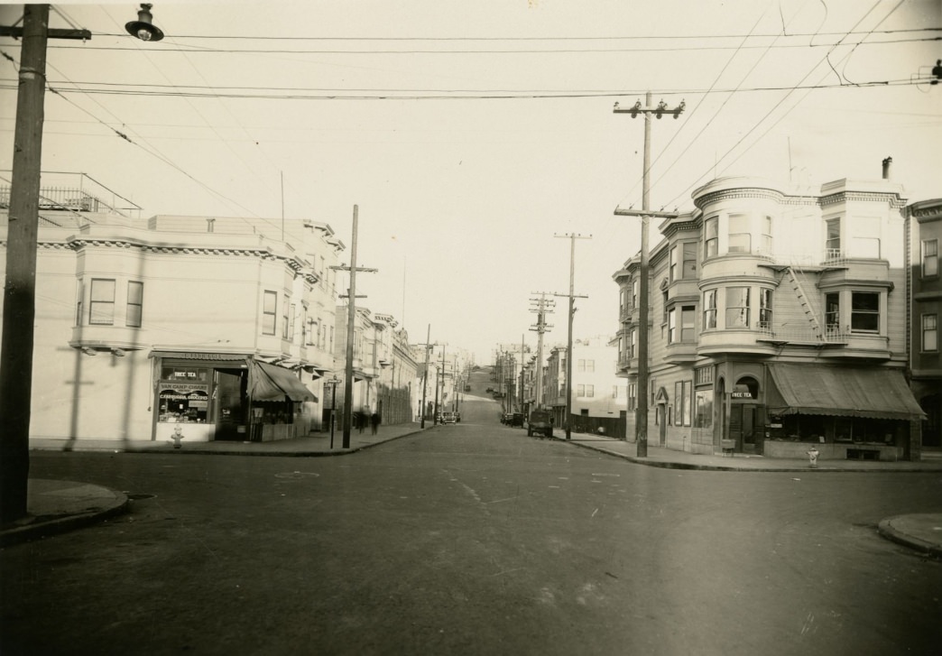 #54 Chestnut at Mason Street, circa 1931