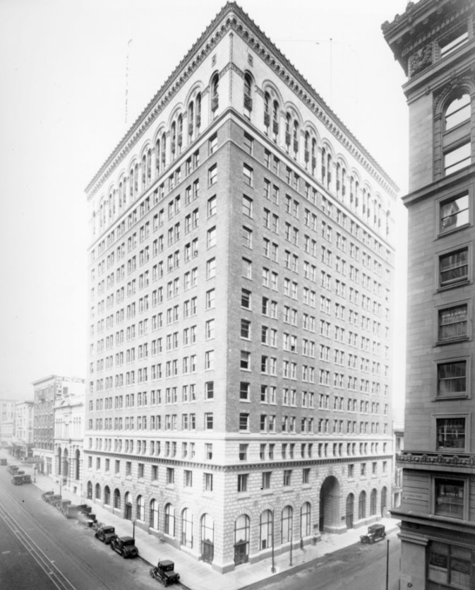 #58 California Street in the 1930s