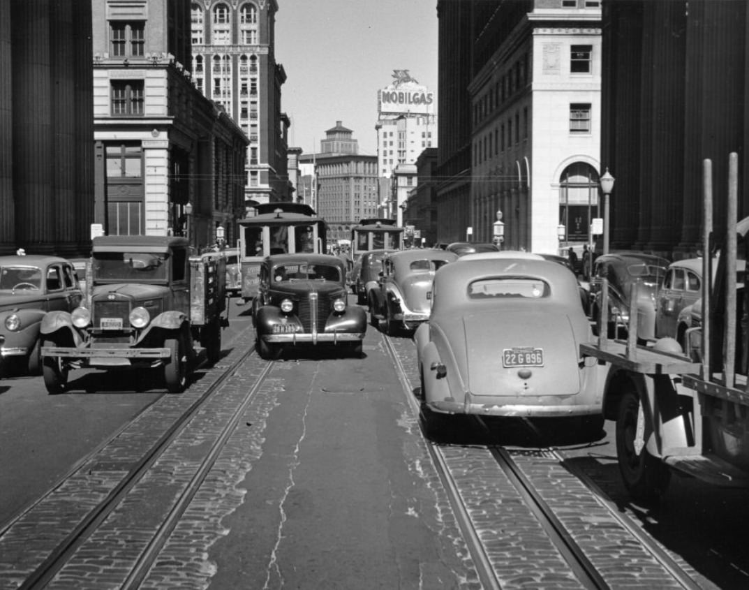#113 California Street, 1940s