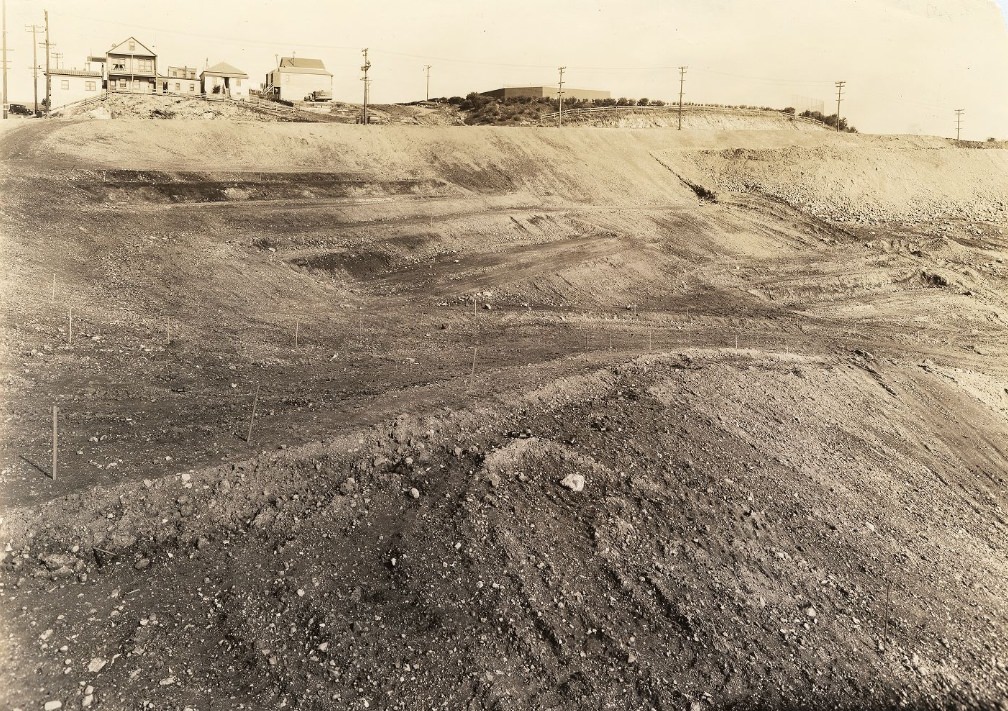 #207 Construction of Potrero Housing Project, 1940