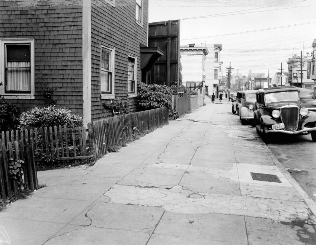 #7 2400 block of Lombard Street, 1940