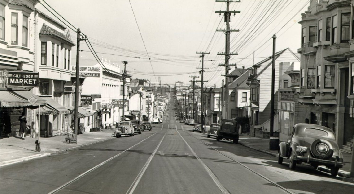 #16 Sacramento Street looking downtown from Presidio Avenue, 1944