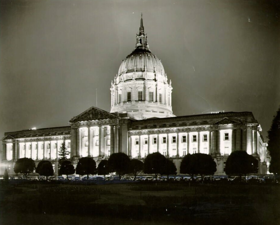 #24 City Hall, 1949