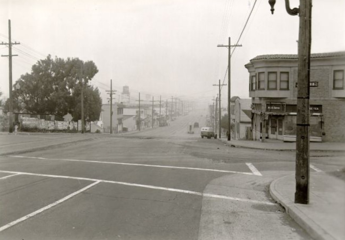 #35 Third Street at Jamestown, 1943