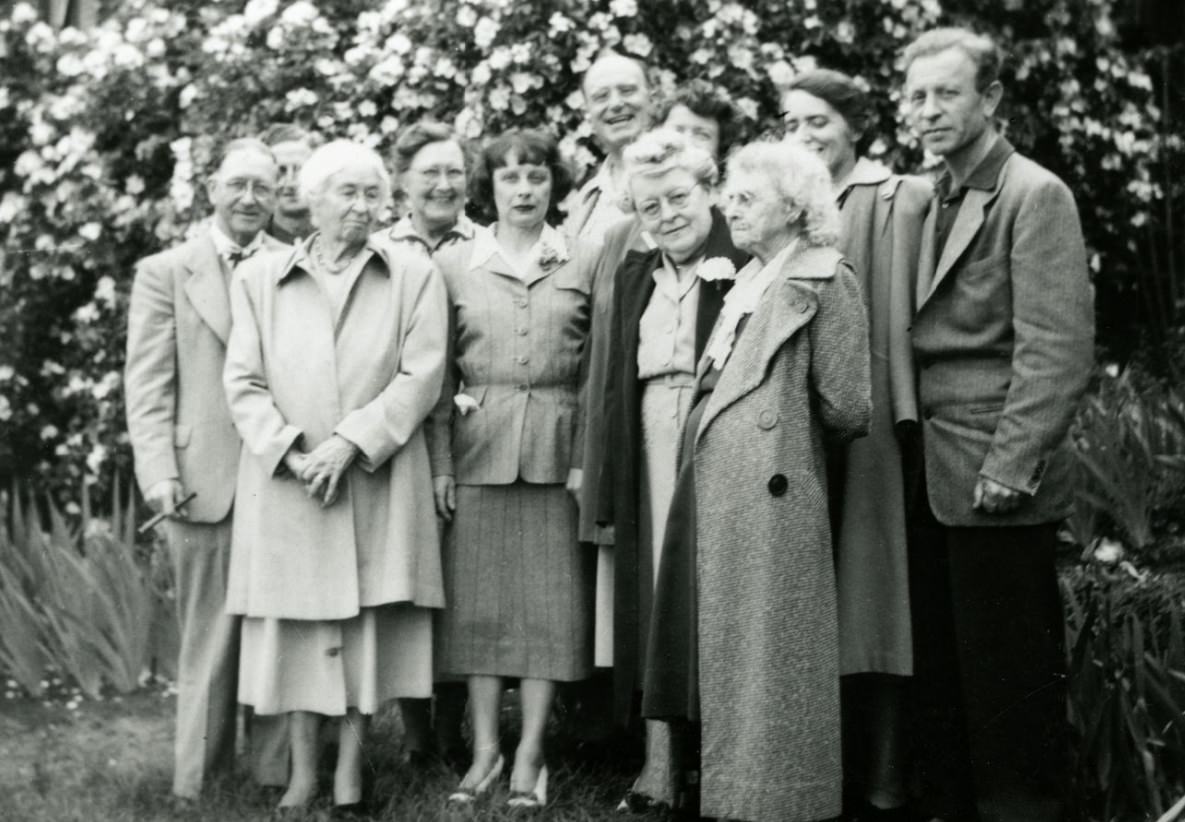 #222 Community Music Center faculty and friends, 1940s