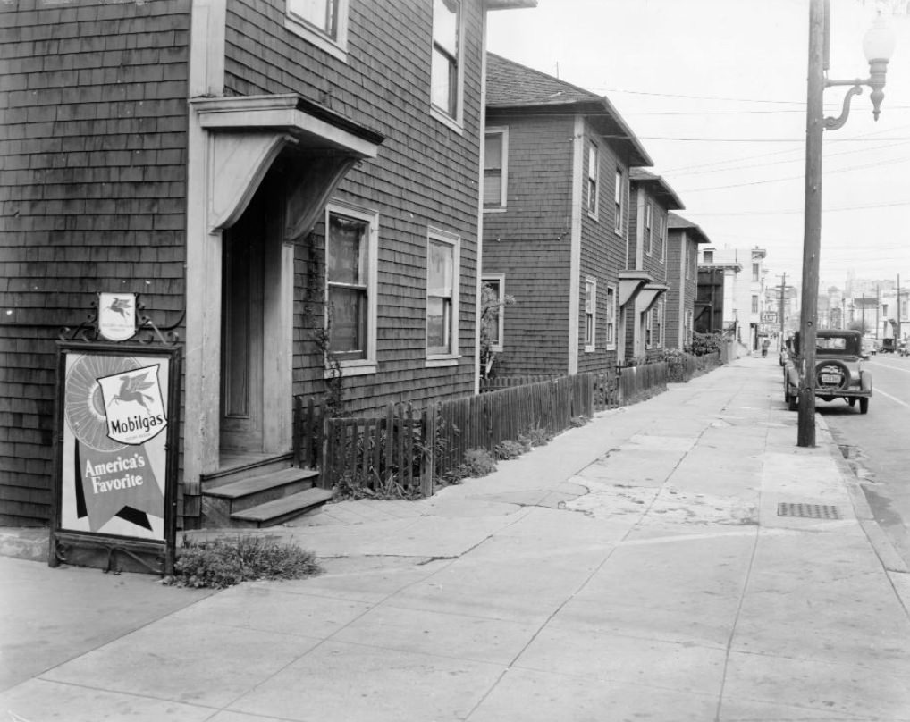 #56 2400 block of Lombard Street, 1940