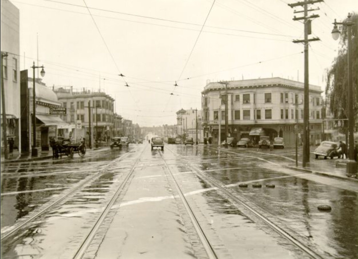 #1 Columbus at Powell Street, 1940