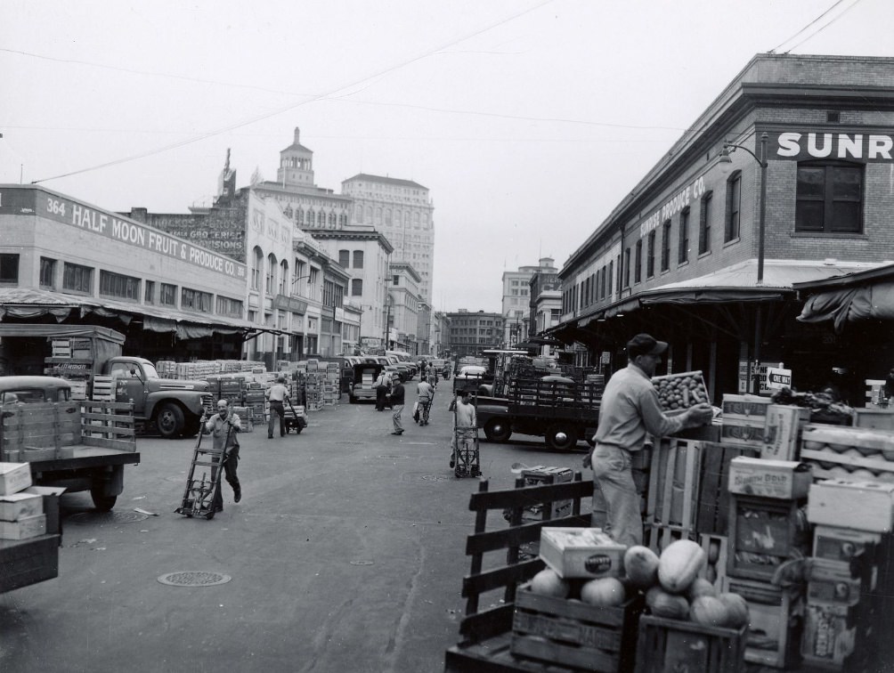 #154 Deliveries to produce markets on Washington Street, circa 1950s.