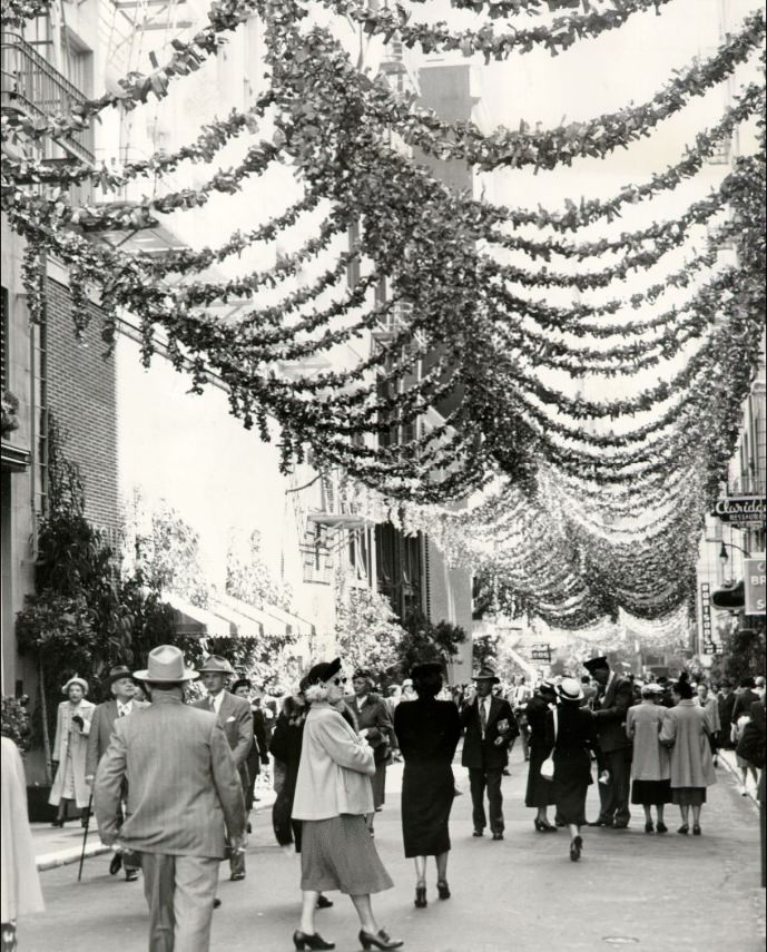 #253 Crowd at Maiden Lane for the Spring Festival, 1950.