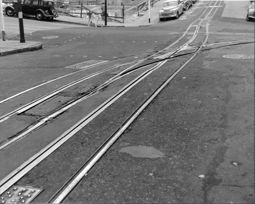 #72 Gravity curve on Mason and Washington Streets, 1950.