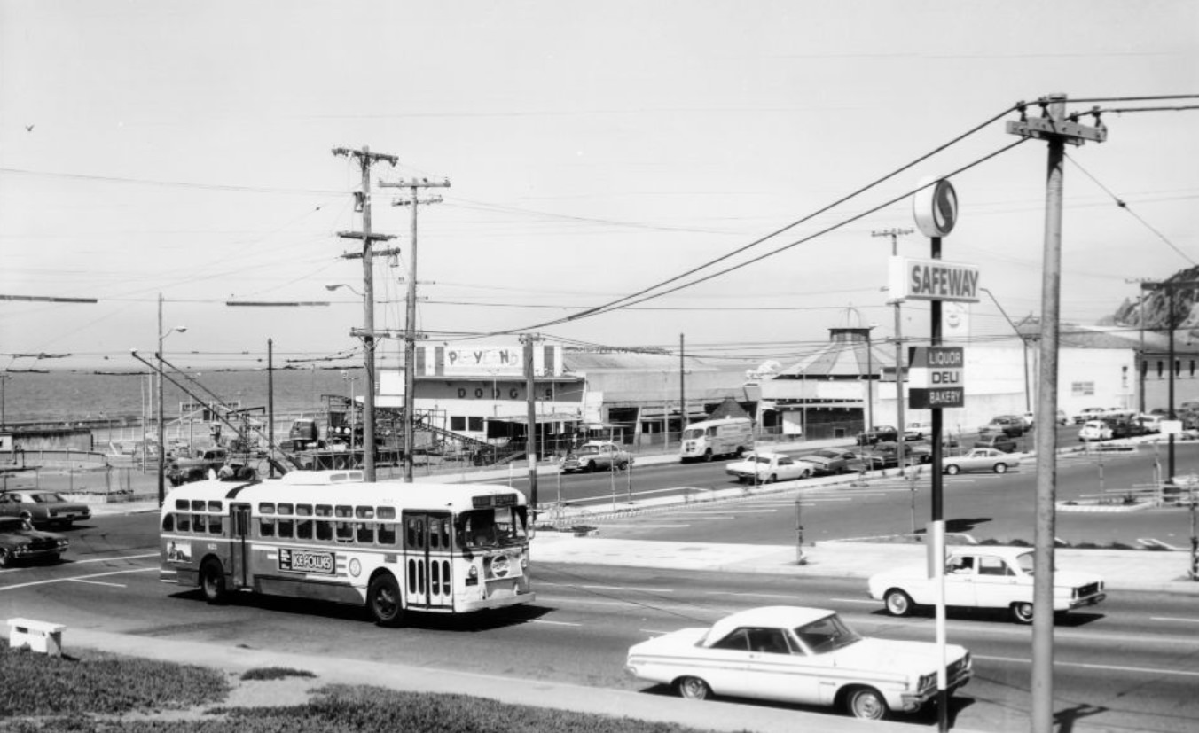 #8 Muni bus on Fulton Street at La Playa, near Ocean Beach, 1960s.