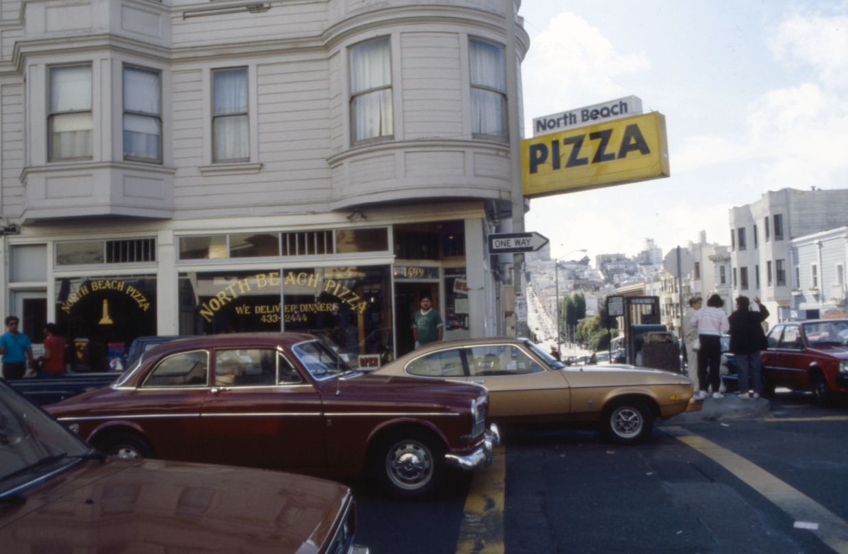 #58 North Beach Pizza at 1499 Grant Avenue, circa 1985.