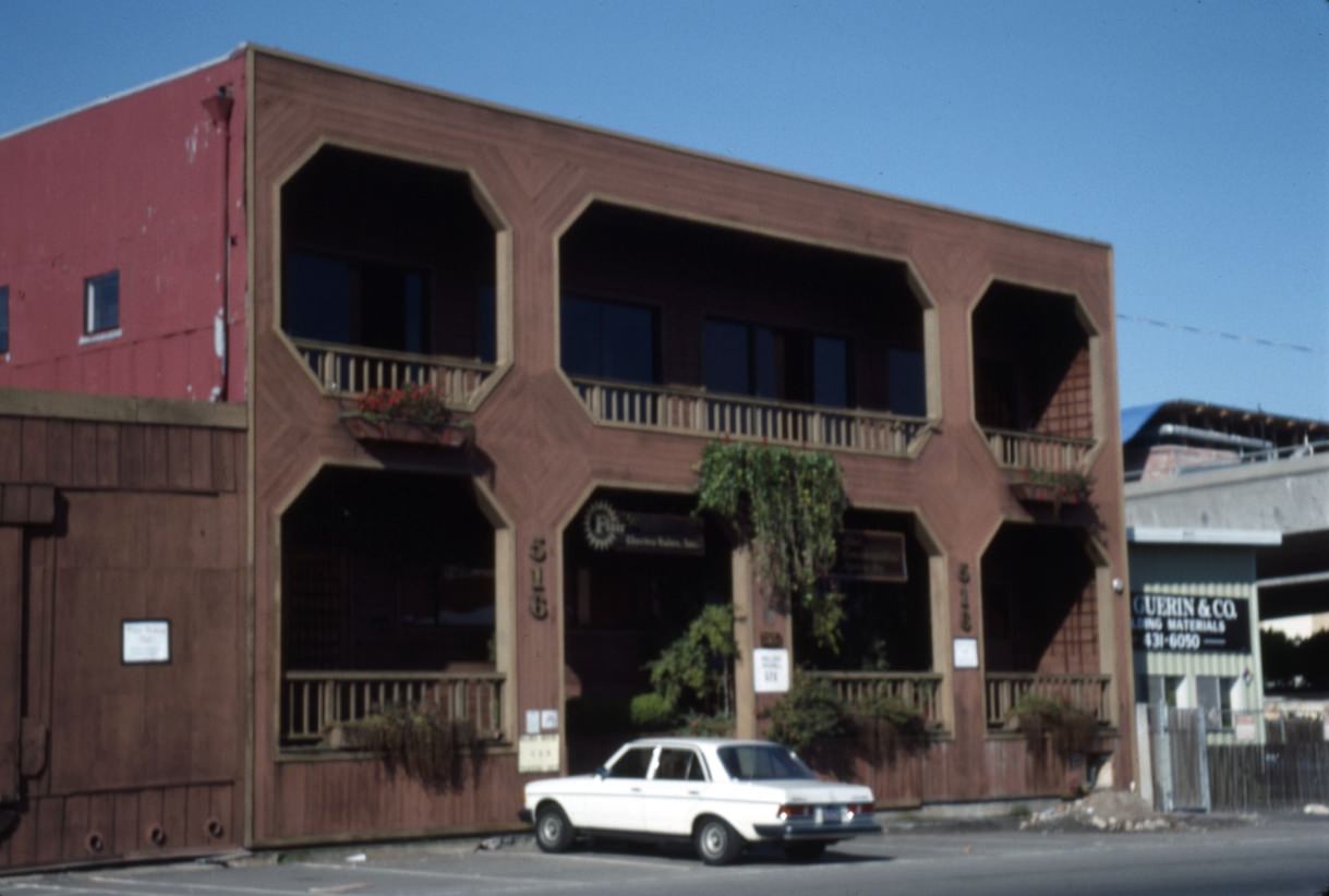#18 516 Townsend Street, 1990.