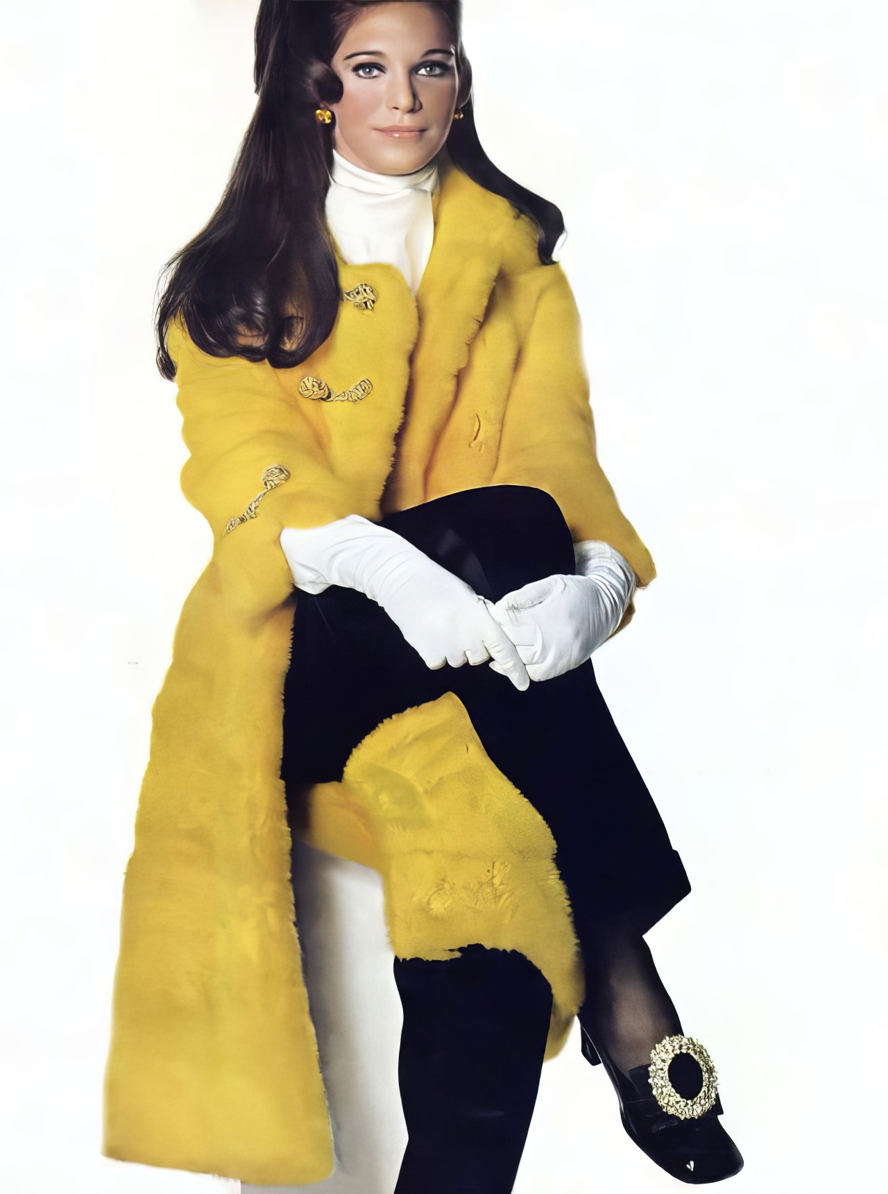 #20 Ann Turkel in a chrome-yellow mink coat by Maximilian, 1968.