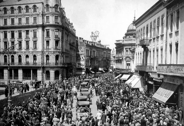 #5 Victoriei Avenue at The Army Club, 1920s