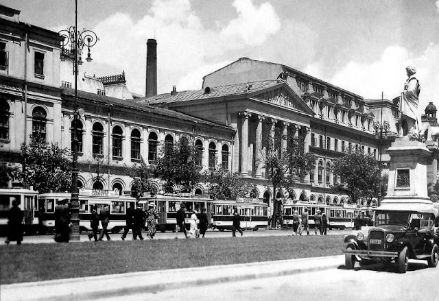 #13 The University of Bucharest, 1920s